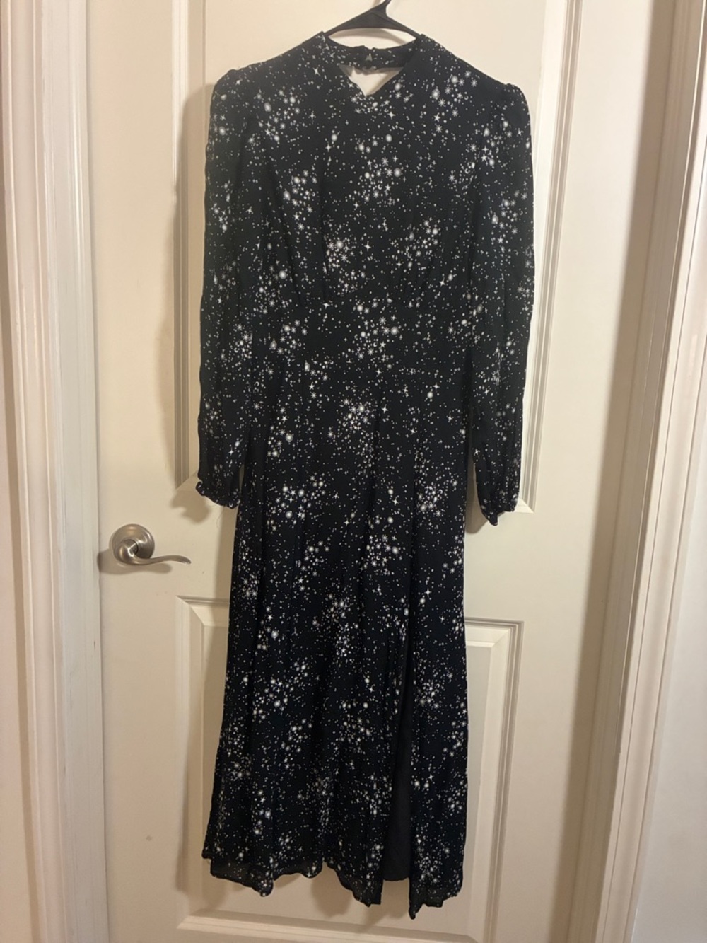 Forever 21 Black Starfield Long Sleeve Midi Dress